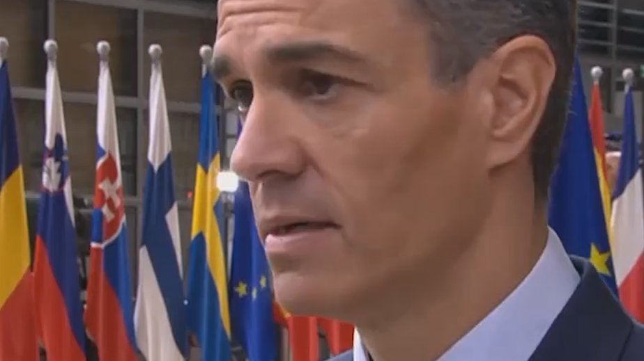 Санчес увидел двойные стандарты в 18-м пакете санкций против России