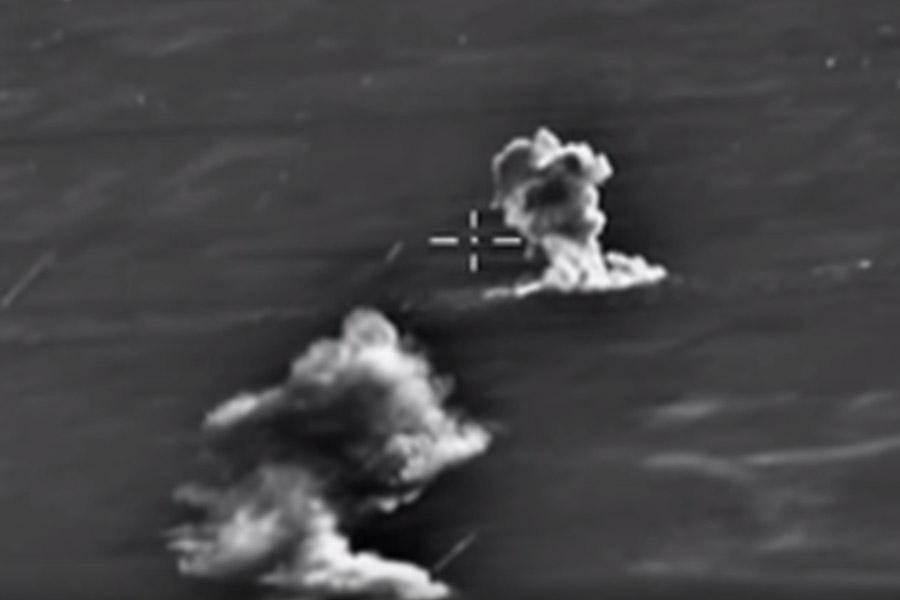 Результат нанесения удара по инженерным сооружениям бетонобойной бомбой БетАБ-500