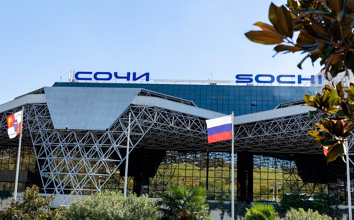 ФАС пригрозила делом аэропортам Сочи, Калининграда и Екатеринбурга