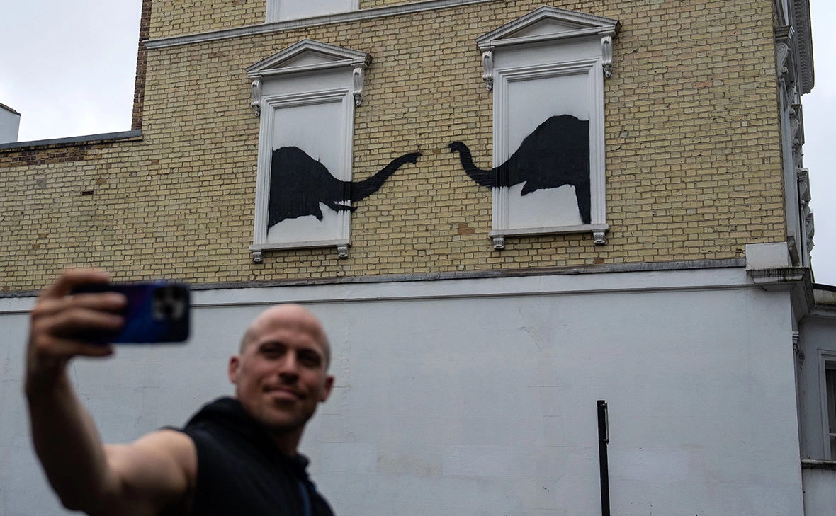 Carl Court / Getty Images