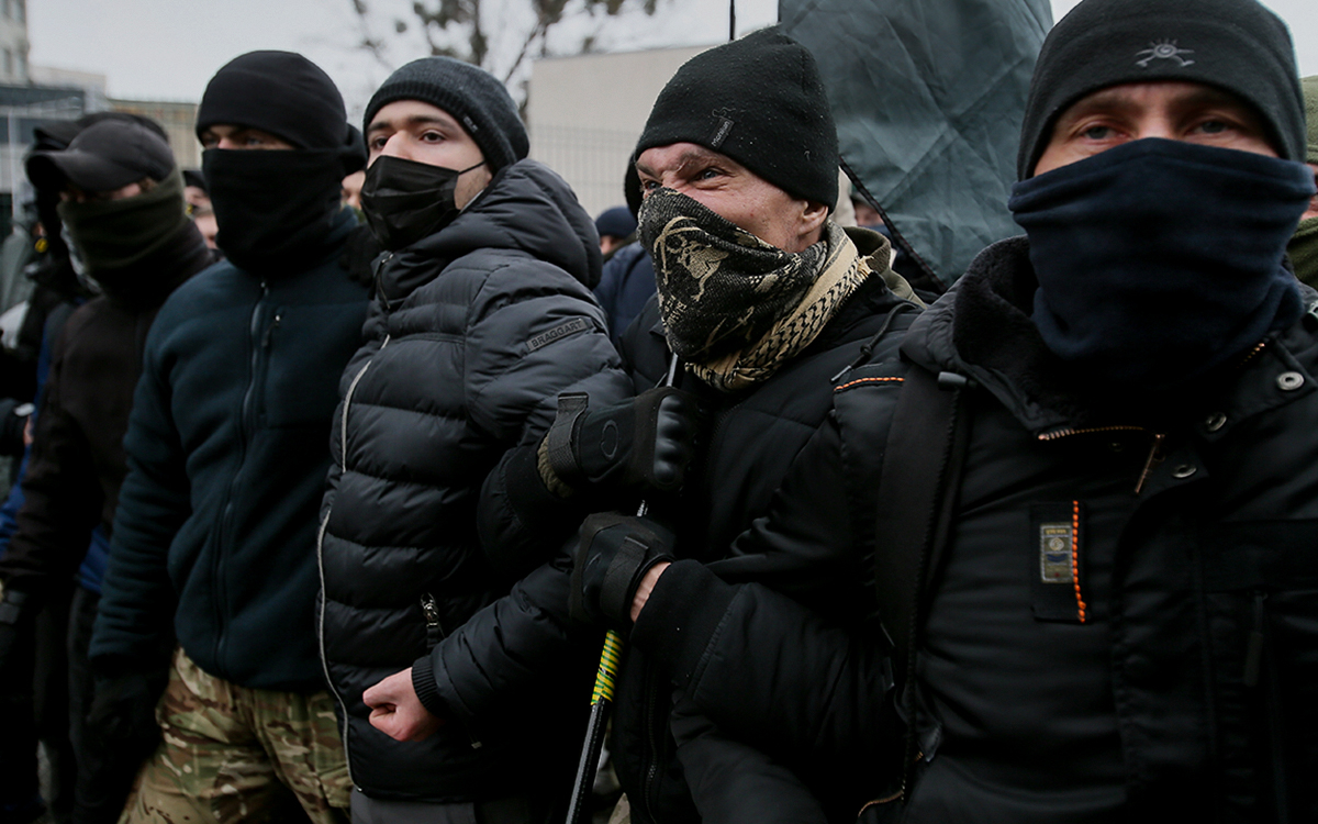 Националисты в Киеве попытались прорваться в офис телеканала «Наш»