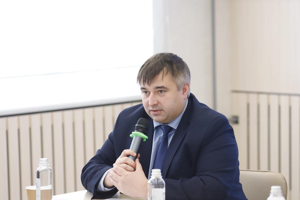 Роман Яковлев (Фото: пресс-служба Заксобрания Новосибирской области)