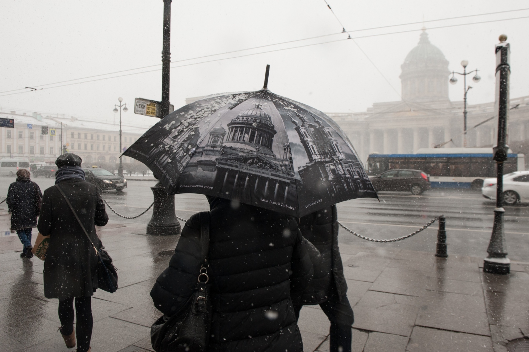 памятник дождю в санкт петербурге