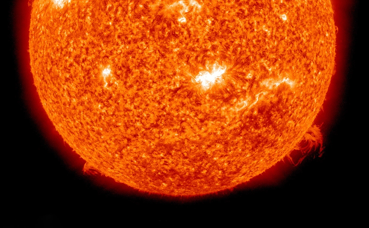 NASA / Solar Dynamics Observatory / Getty Images