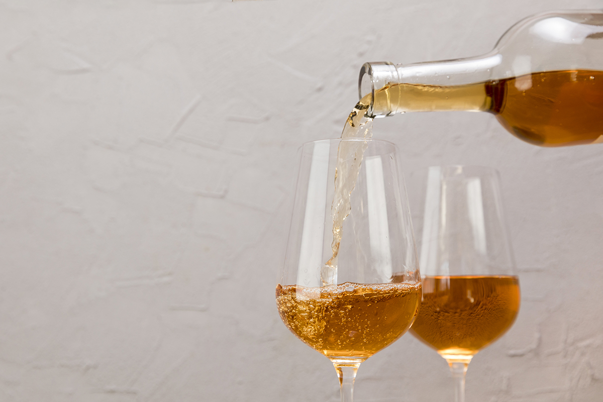 Хересом называют белое крепленое вино, которое производят в испанской Андалусии