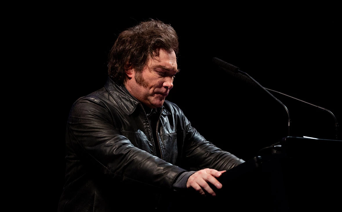 Tomas Cuesta / Getty Images