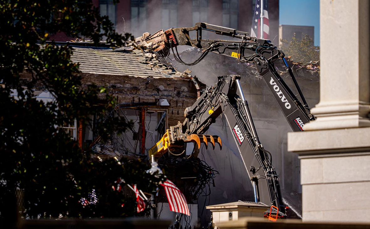 Andrew Harnik / Getty Images
