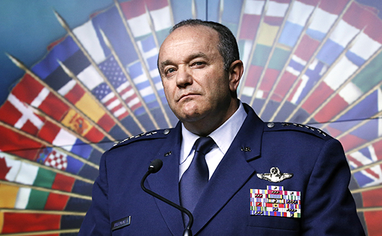 Главнокомандующий объединенными силами НАТО в Европе генерал ВВС США Филип Бридлав