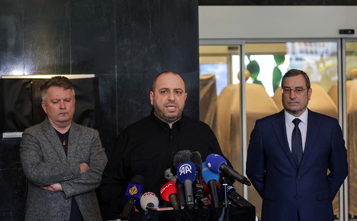 Leonhard Foeger / Reuters