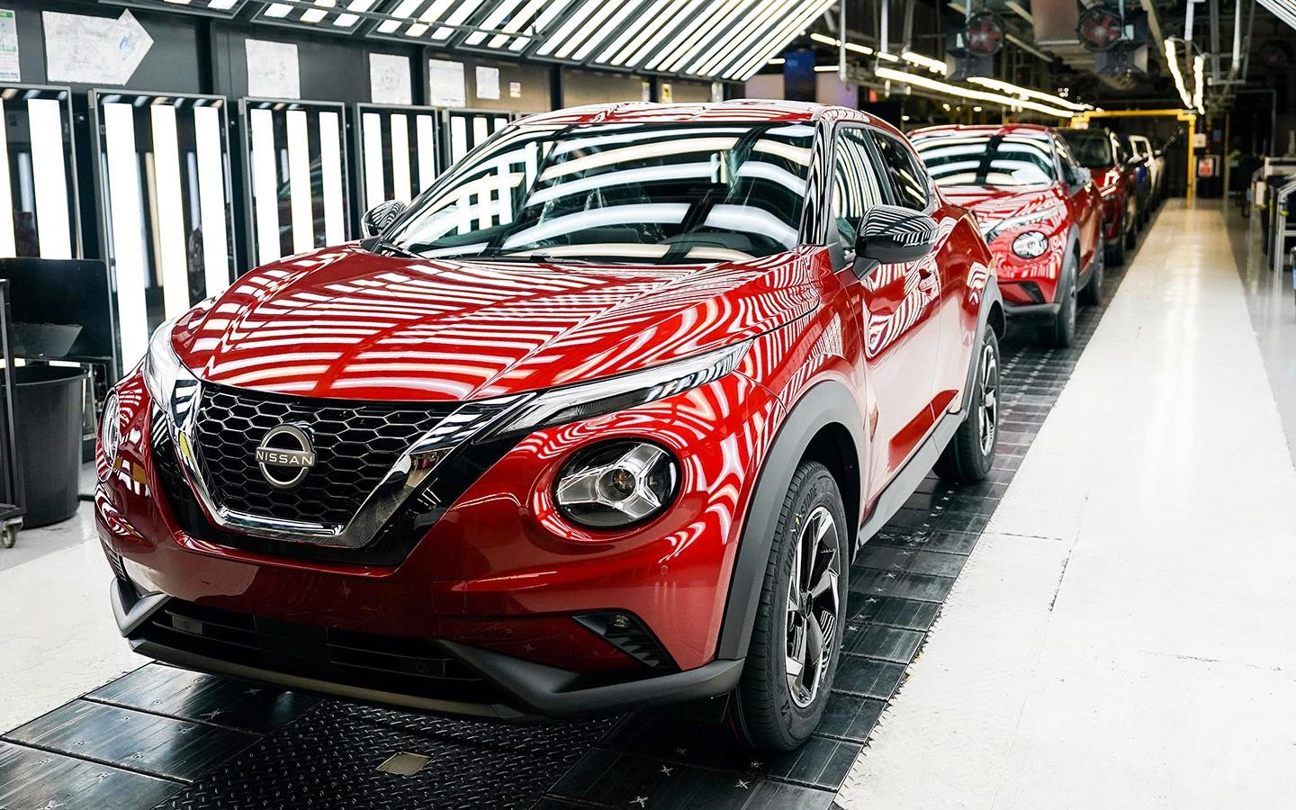 Nissan возвращается? Японцы подали заявки на товарные знаки в России