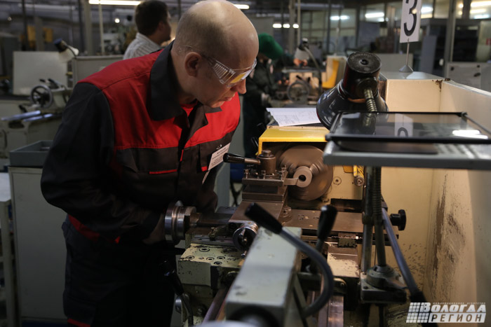 Правительство РФ поддержит развитие вологодской промышленности