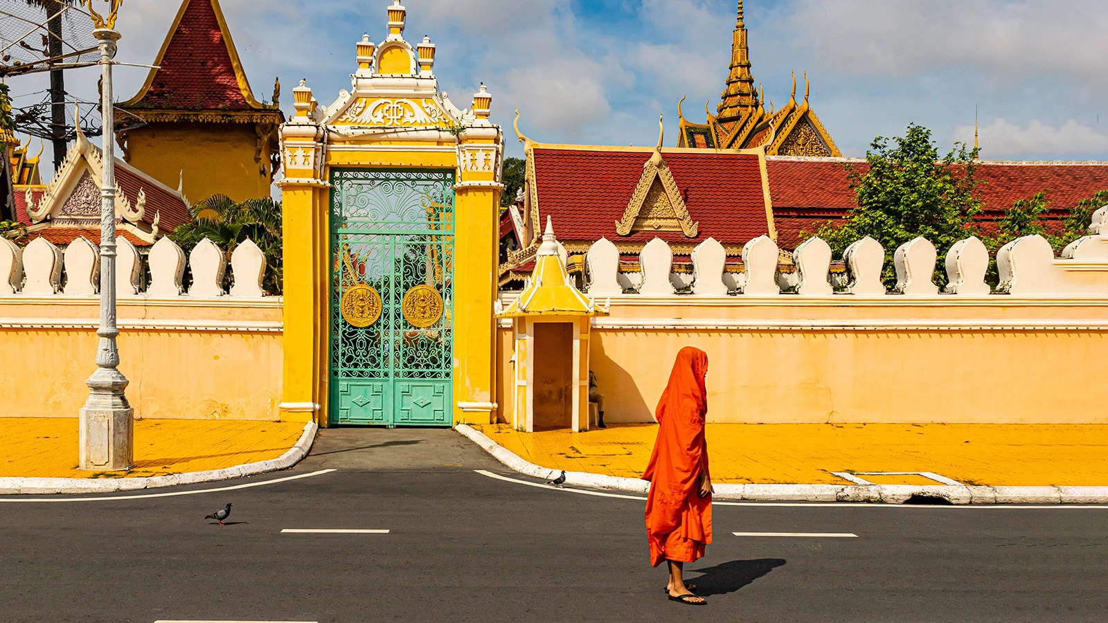 В Камбодже жертва мошенников сделала 1000 приседаний и умерла