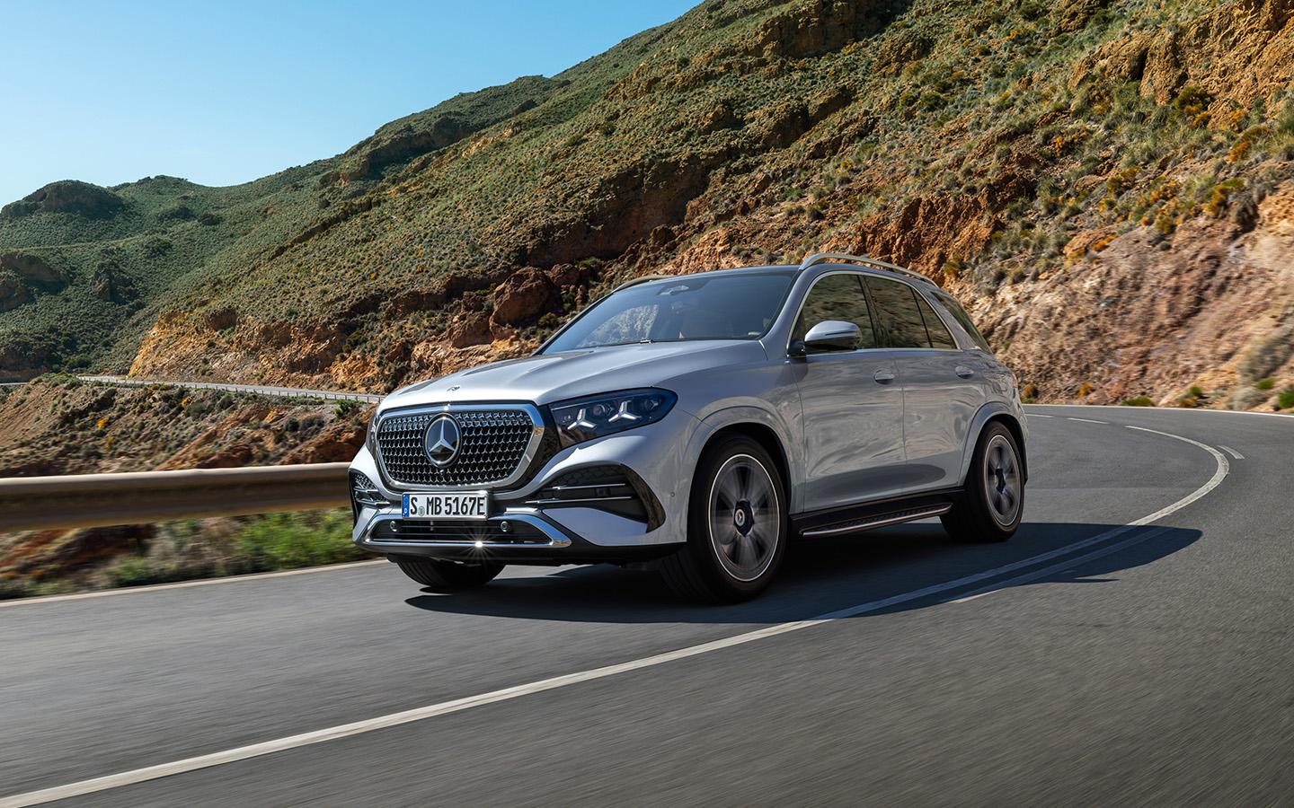 Новый Mercedes GLE будут продавать в России в трех версиях. Сроки и цены