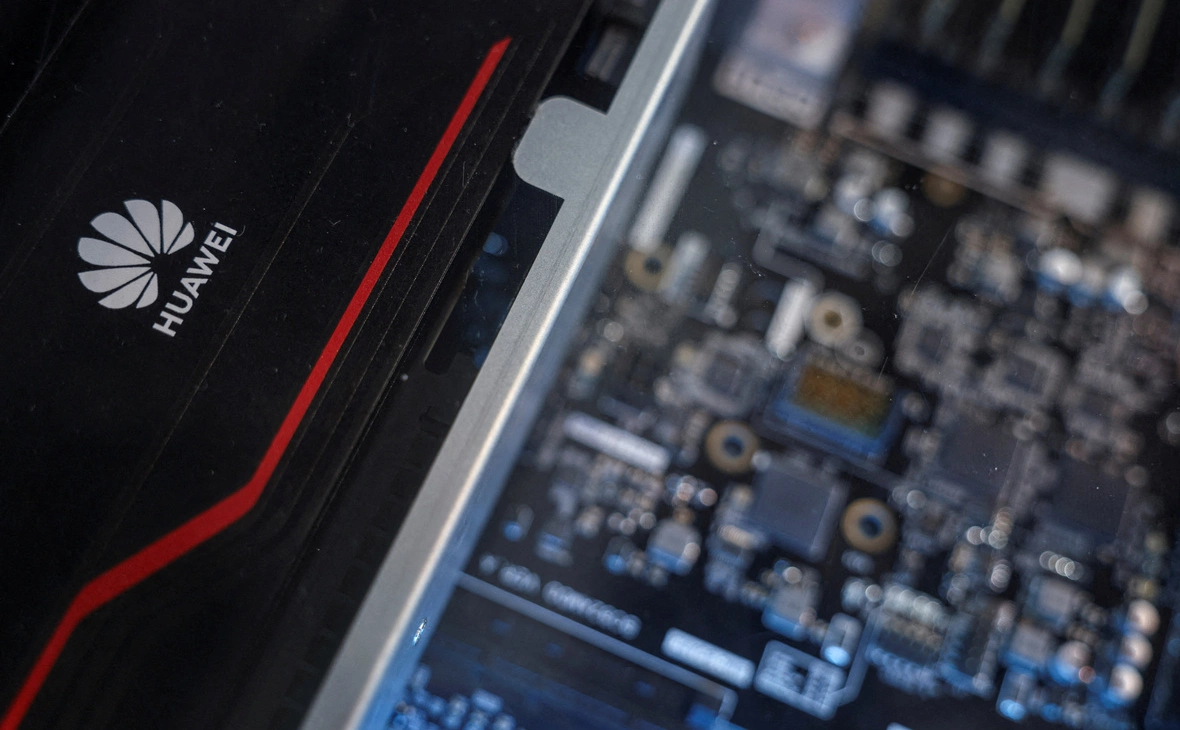 Tyrone Siu / Reuters