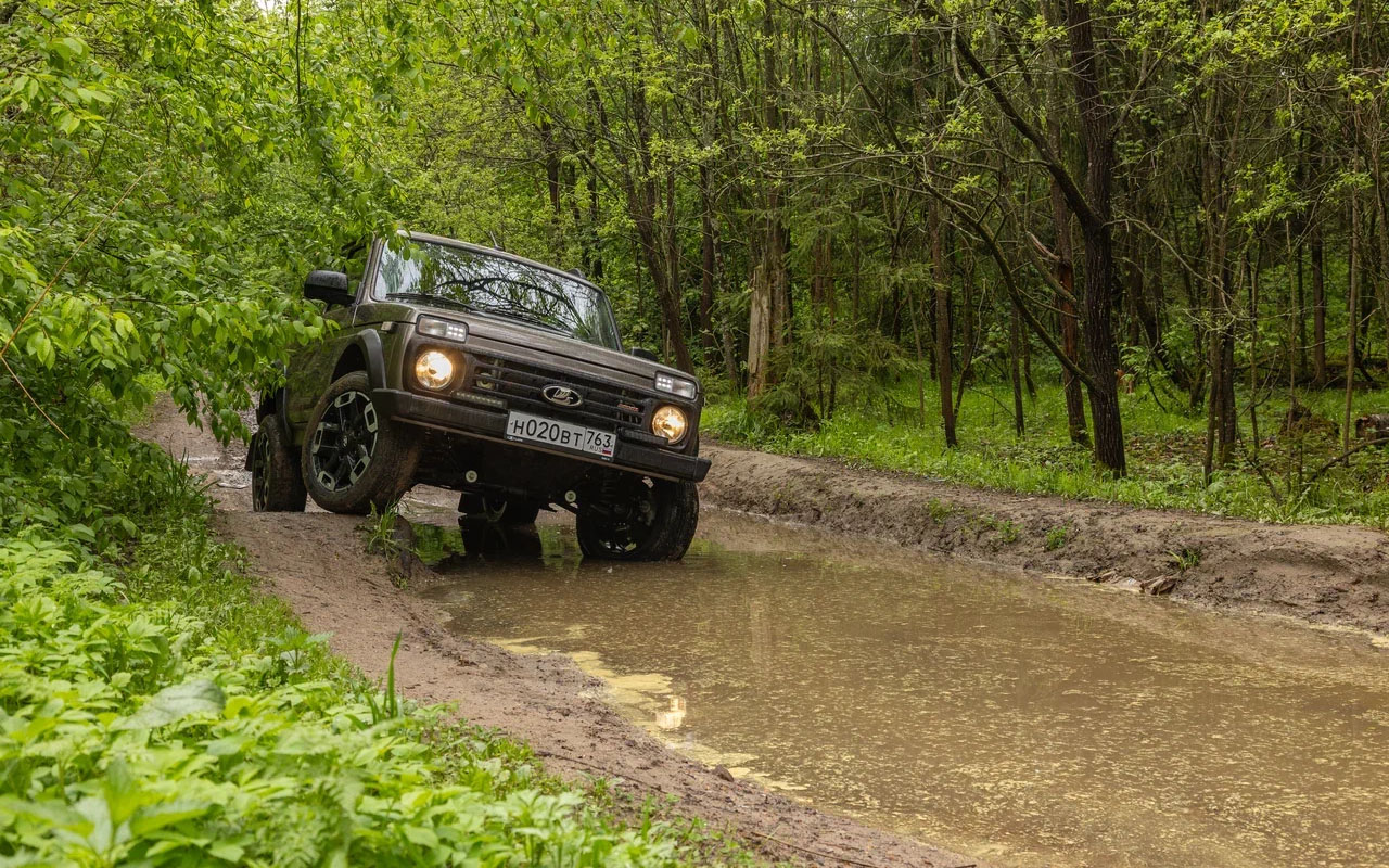 Lada Niva Sport