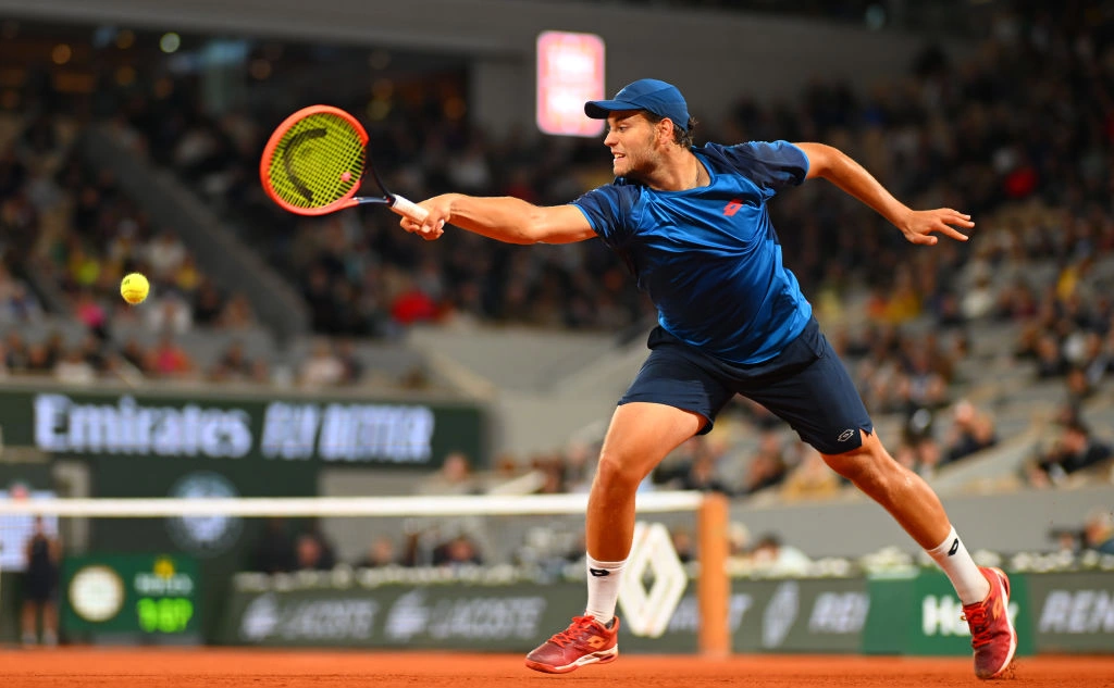 Clive Mason / Getty Images