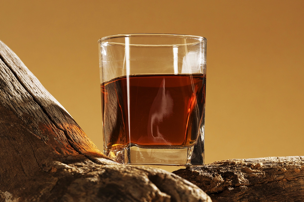Арманьяк — виноградный бренди, который называют одним из самых старых крепких напитков в Европе