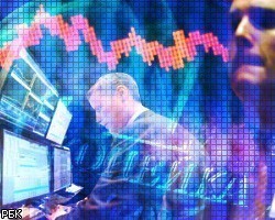 Торги на рынке акций РФ начались снижением более чем на 1%