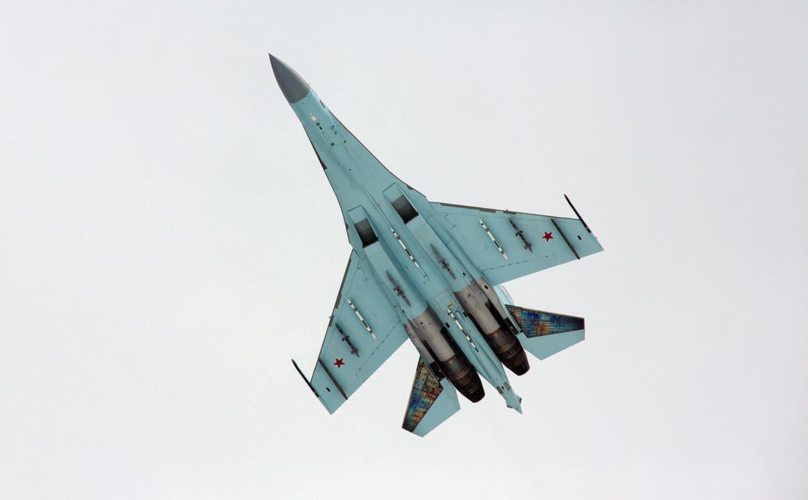Российские Су-27 перехватили британские истребители над Черным морем"/>













