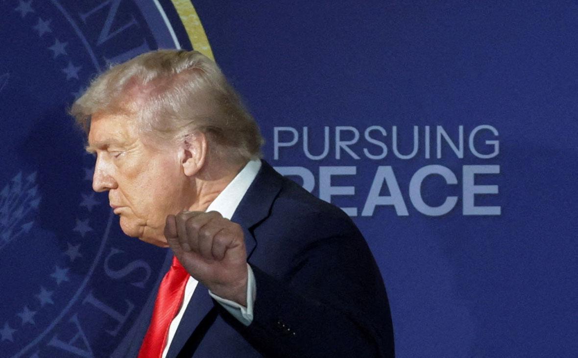 Дональд Трамп во время совместной с&nbsp;Владимиром Путиным пресс-конференции по итогам переговоров на Аляске, 16 августа 2025 года