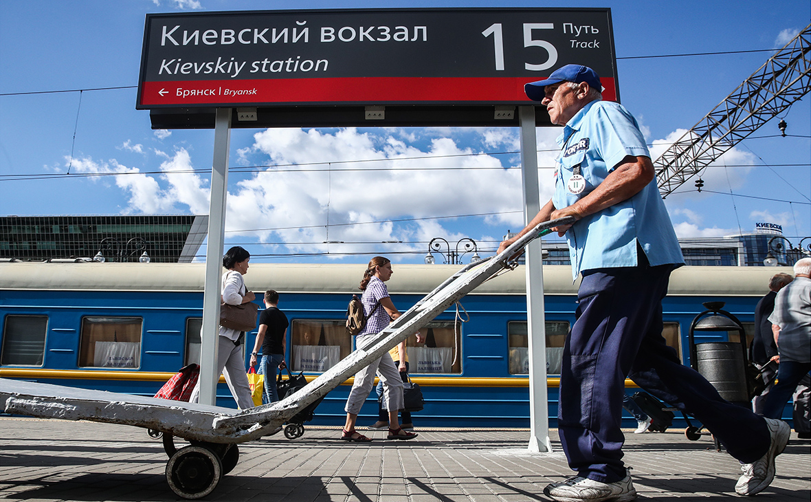 Поезд Москва &mdash; Львов на Киевском вокзале