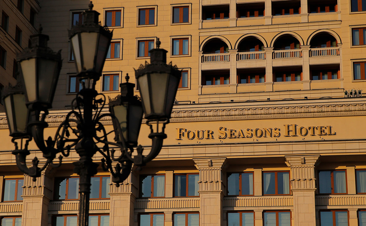 Four Seasons приостановила прямое управление отелями в России — РБК