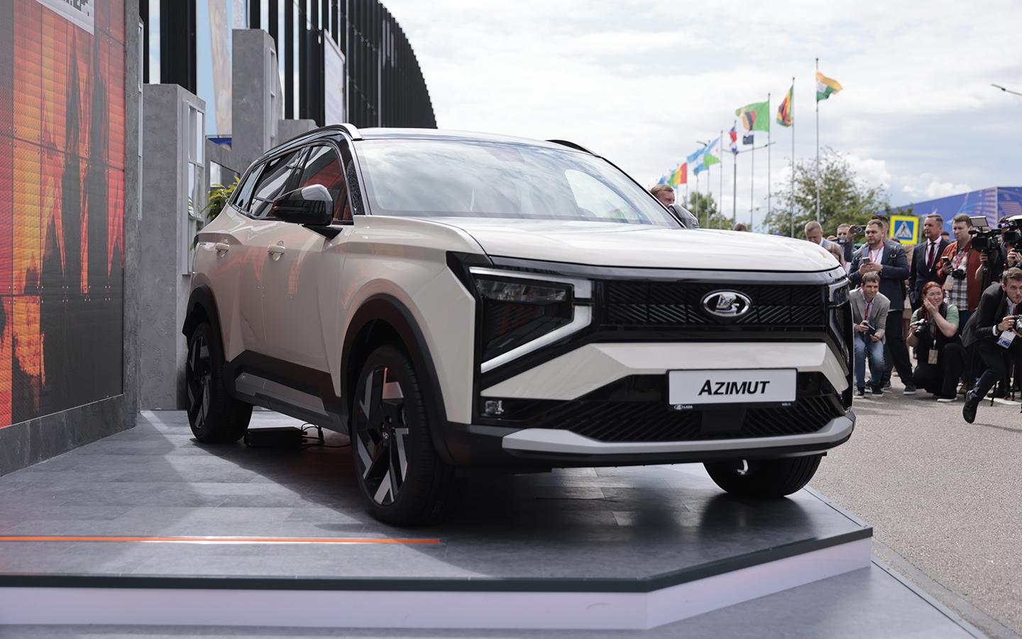 Lada Azimut за ₽2 млн. Эксперты оценили рыночные перспективы кроссовера