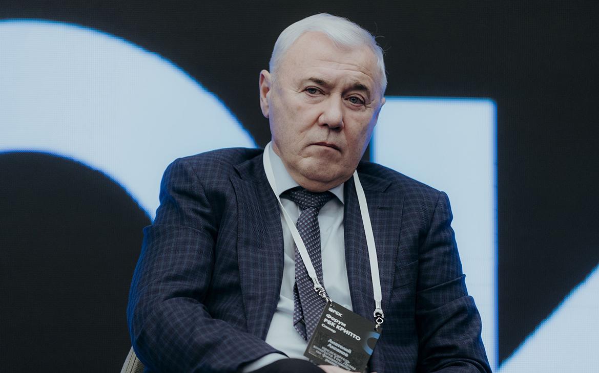 Аксаков рассказал, как выглядит получение зарплаты в цифровых рублях