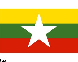 Мьянма сменила название, гимн и флаг страны