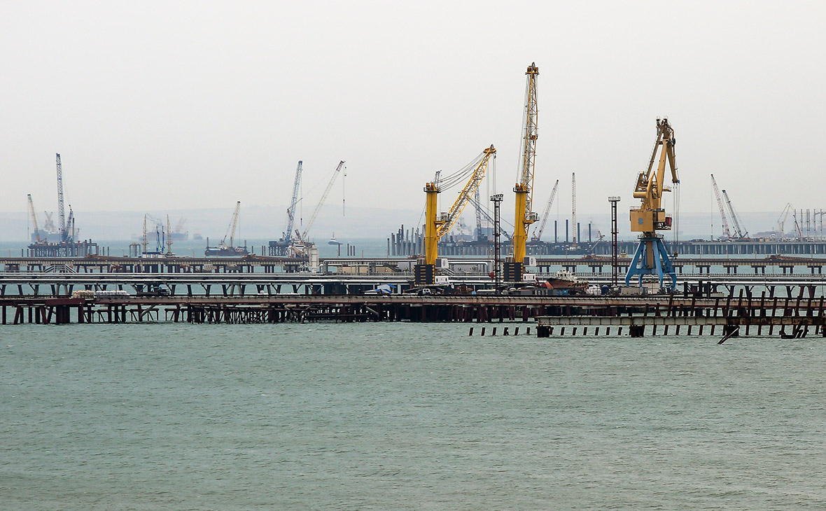 Вид на морской порт Тамань&nbsp;