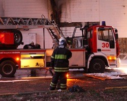 В Москве удалось потушить пожар в ночном клубе на Земляном Валу
