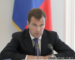 Д.Медведев потребовал разобраться с причинами теракта в Назрани