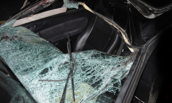 В Черкесске Toyota протаранила остановку, четверо погибли