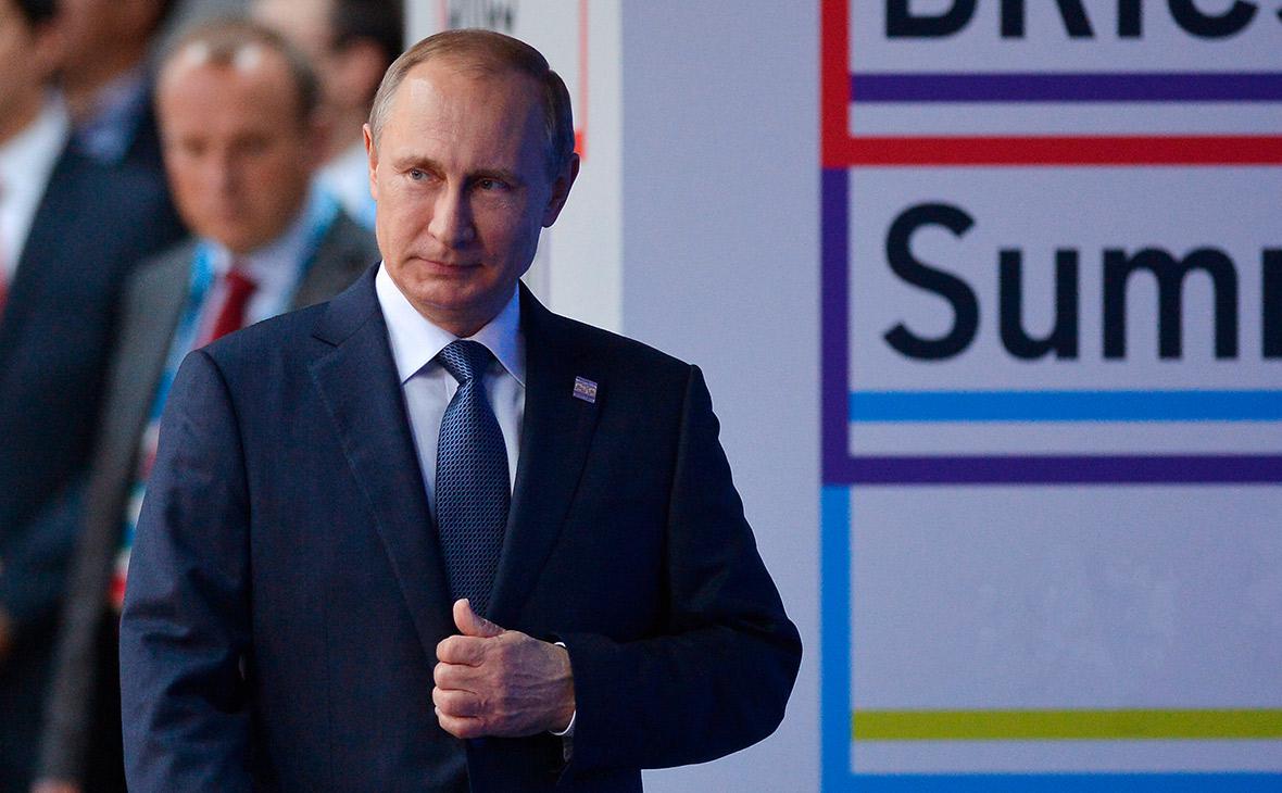 Москва назвала неуместным присутствие Макрона на саммите БРИКС"/>













