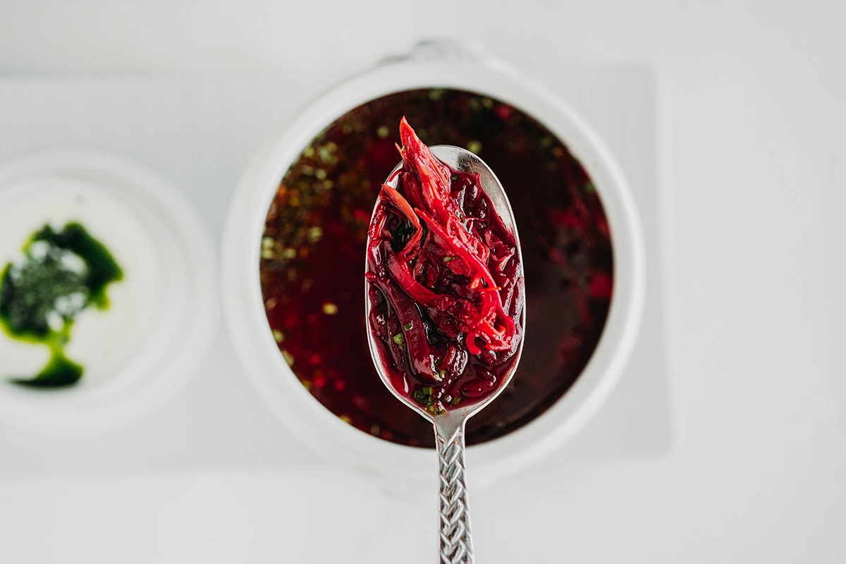 Борщ с утиной ножкой