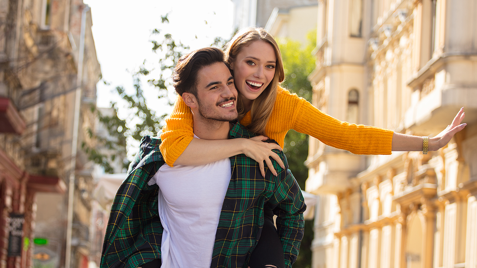 Ежегодно в рамках Международного дня счастья проводят различные конференции, акции и кампании