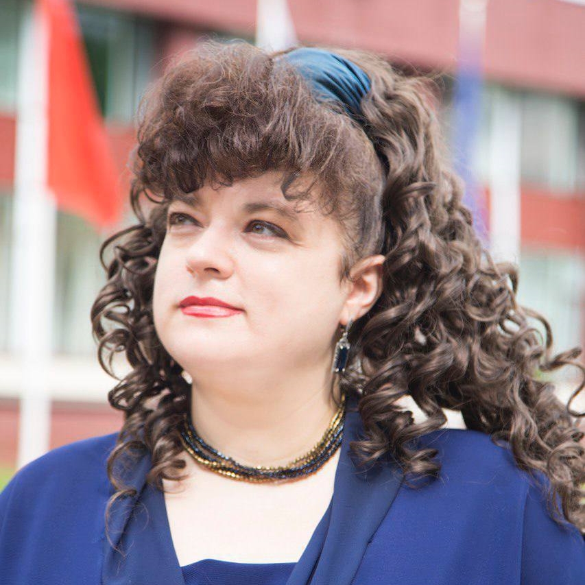 Елена Коломийцева
