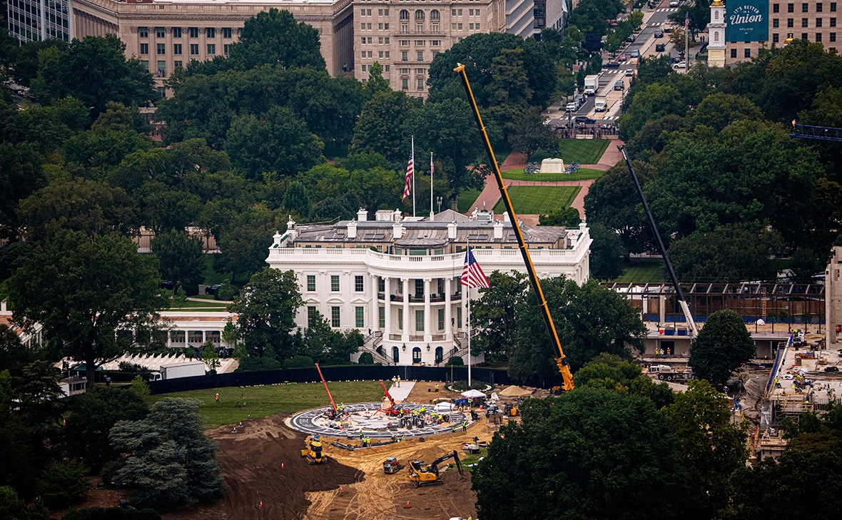Andrew Harnik / Getty Images