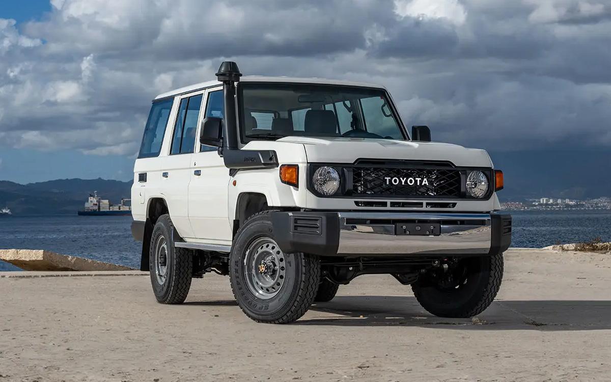 Toyota Land Cruiser 70