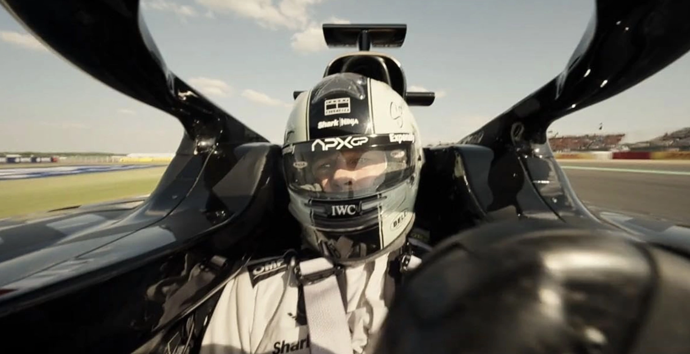 Кадр из фильма «F1»