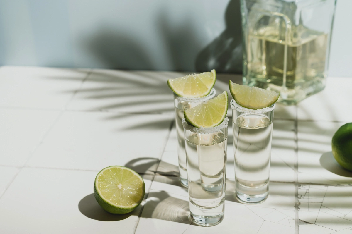 Дочь Гордона Рамзи на своей свадьбе подарила гостям эксклюзивную текилу