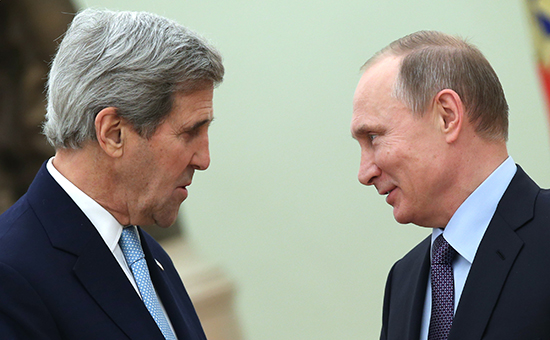 Президент России Владимир Путин и&nbsp;госсекретарь США Джон Керри (справа налево) во&nbsp;время встречи в&nbsp;Кремле