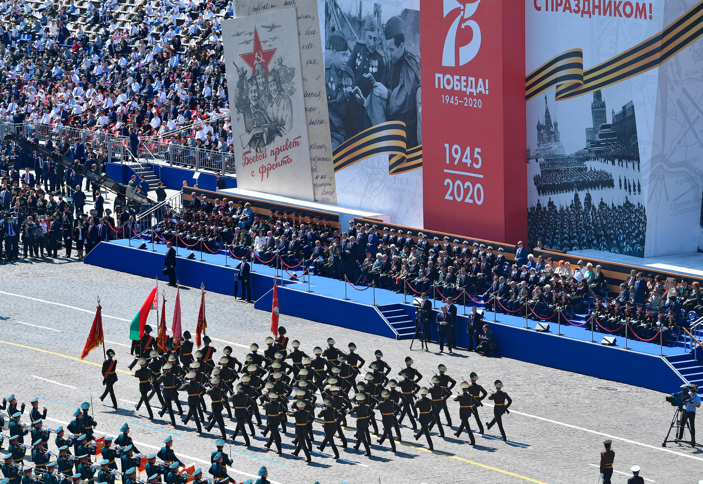 <p>Военнослужащие армии Белоруссии во время военного парада</p>
