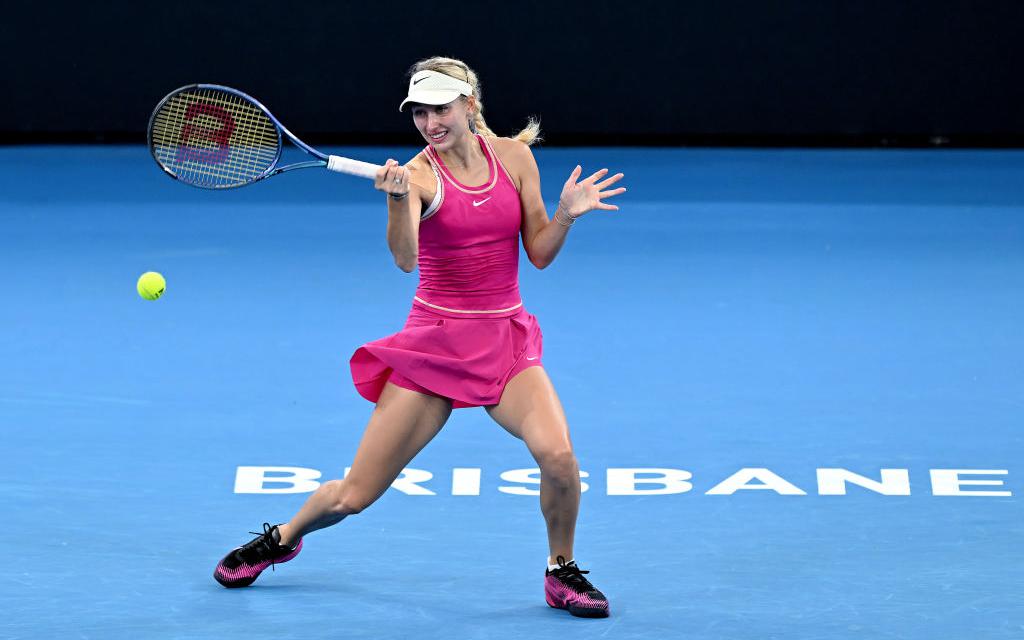 Россиянка снялась с турнира WTA в Аделаиде перед матчем с украинкой