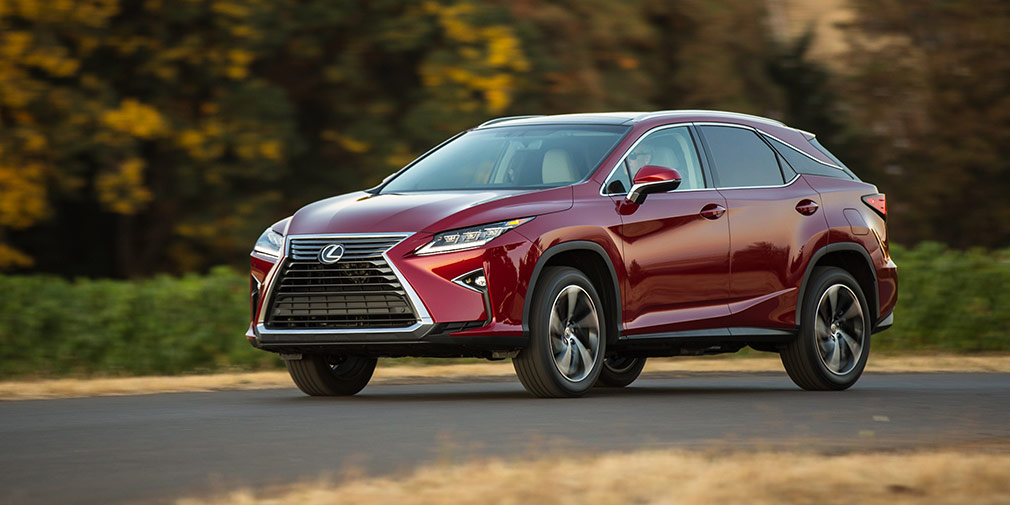 Lexus RX

Большой кроссовер от Lexus &mdash; тоже одна из возможных жертв акцизных ставок. Прибавка в цене может составить от 113 тыс. руб. (200t) до 143 тыс. руб. (версия 350).
