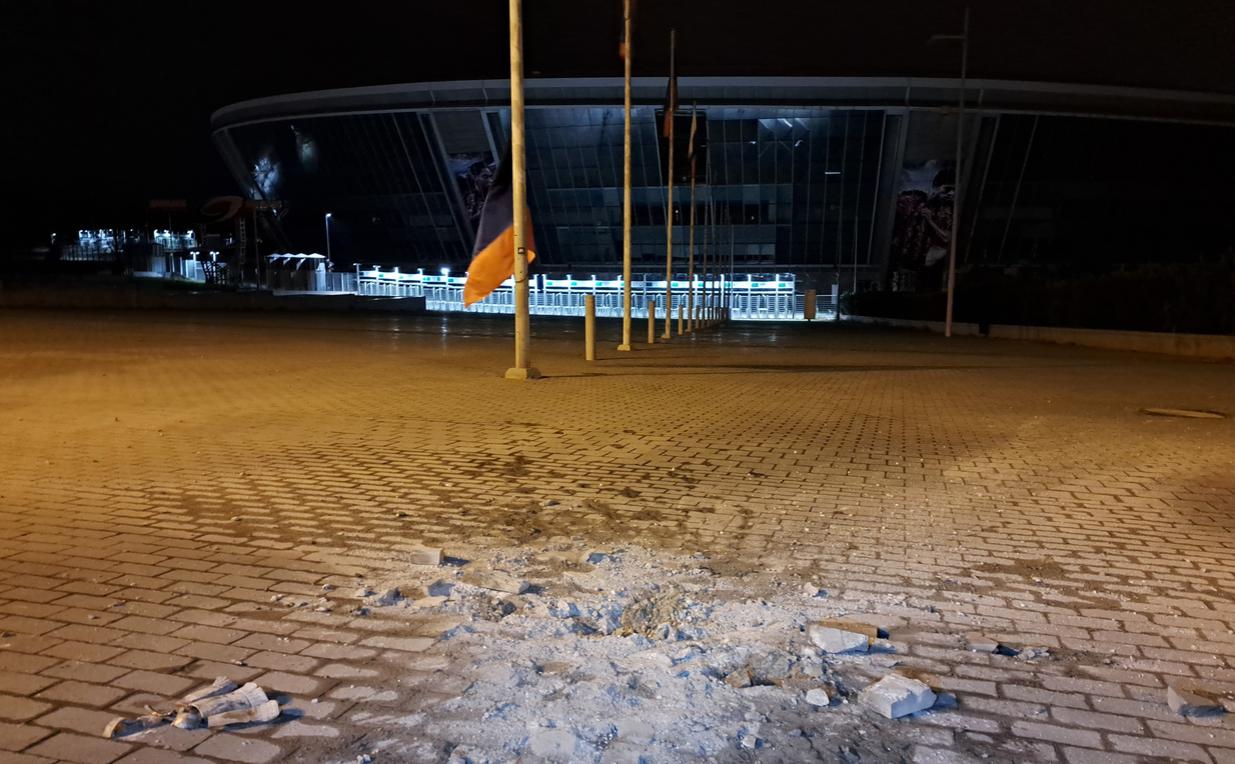 Стадион и рынок в центре Донецка попали под обстрел ВСУ