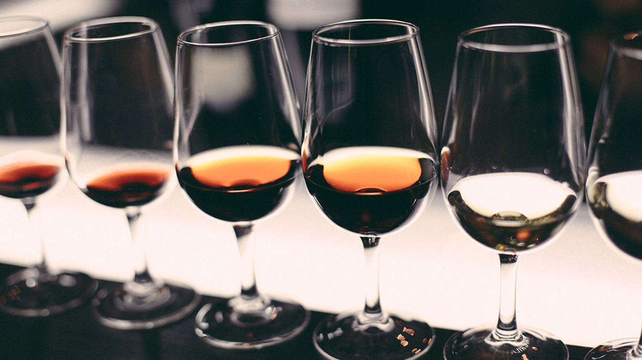 Калейдоскоп крепленых вин мира: что такое порт, херес, мадера и марсала