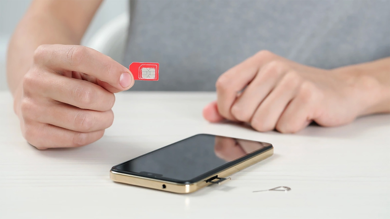 Россиян предупредили о схеме мошенничества с корпоративными SIM-картами