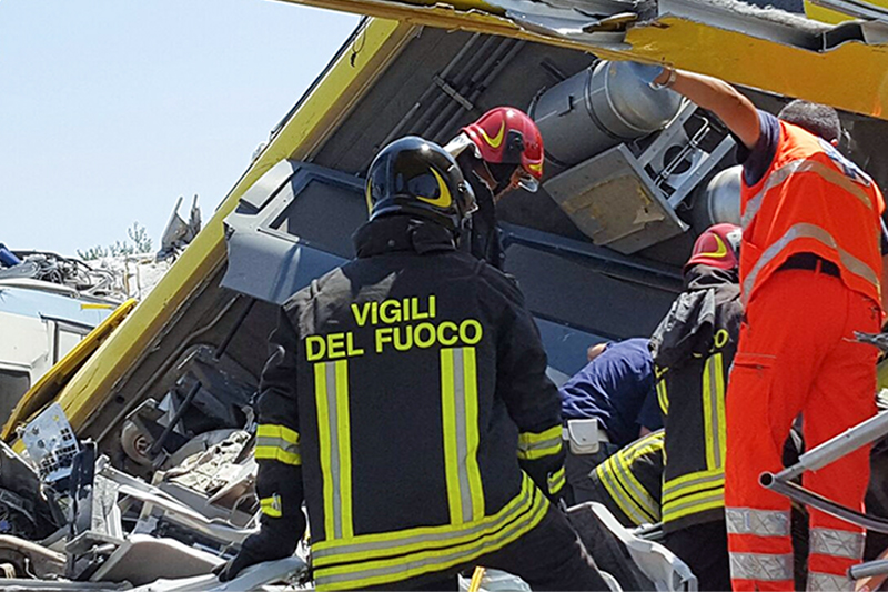 Фото: Italian Firefighter Press Office via AP