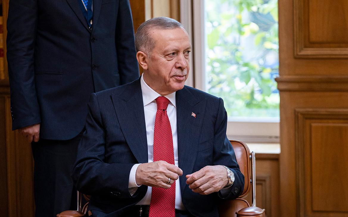 Эрдоган стал «Почетным старейшиной Туркмении»
